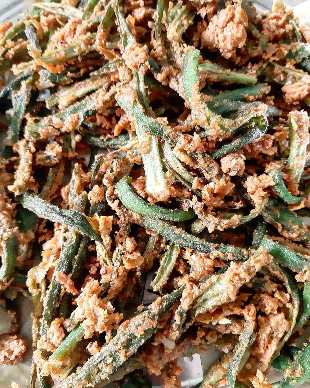 Crispy fried okra seasoned with spices
